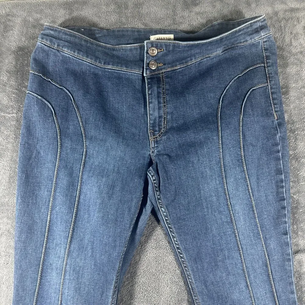 Classic Blue Flared Women's Jeans - Picture 2 of 16